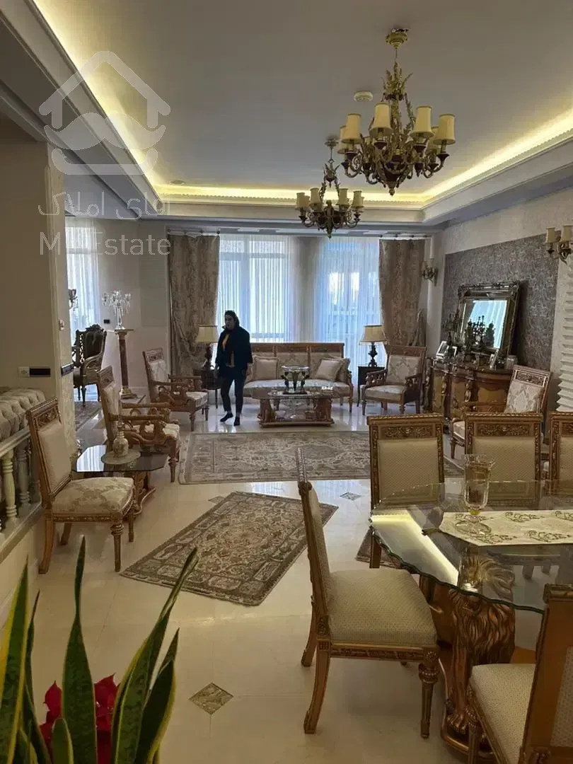 90متر/سالن پرده خور/۴باغ شرقی