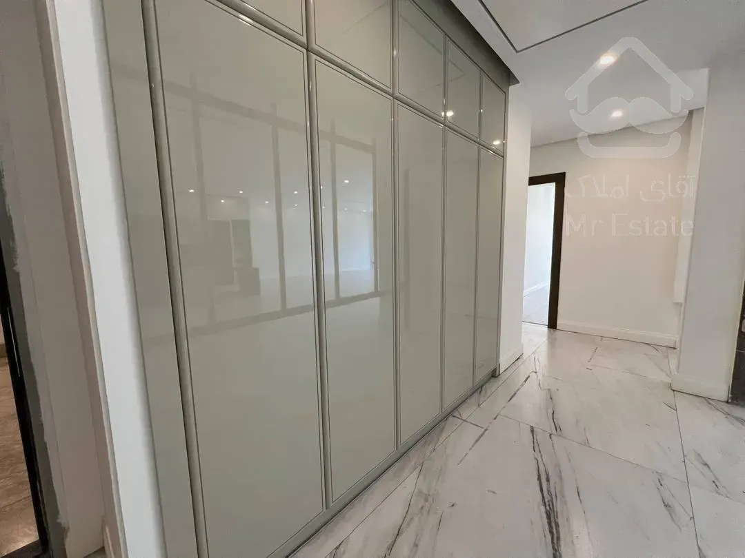 فروش اپارتمان 260 متری ولنجک