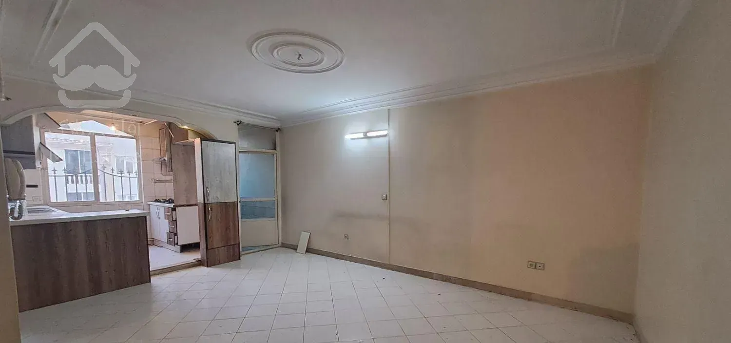 تنها57مترفول امکانات زیر5م منطقه