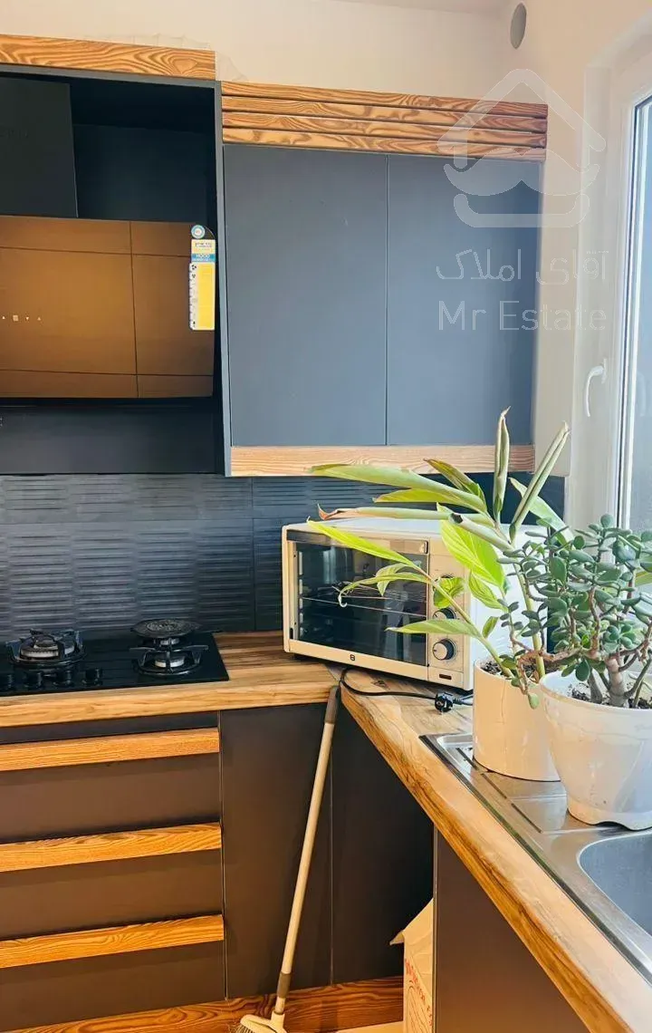 فروش واحد ۱۰۳متری لوکس طبقه ۳