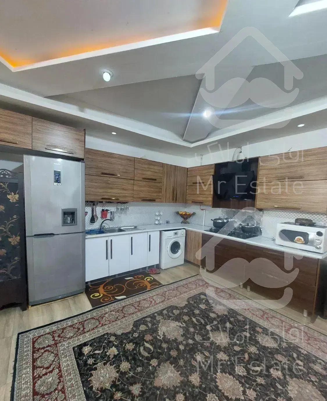 فروش واحد همکف از ۳واحده پارکینگ مجزا