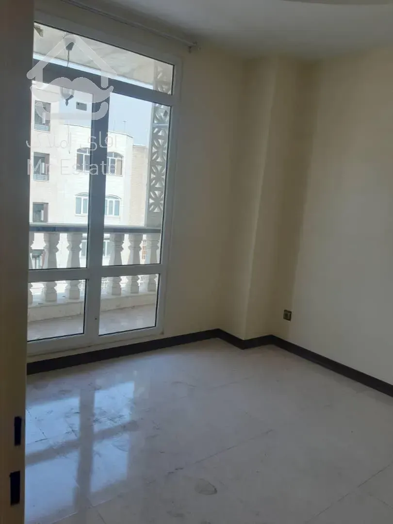 آپارتمان ۹۶ متری ۲ خواب مستر،لوکیشن ستارخان،امکانات عالی،نوساز کلید نخورده