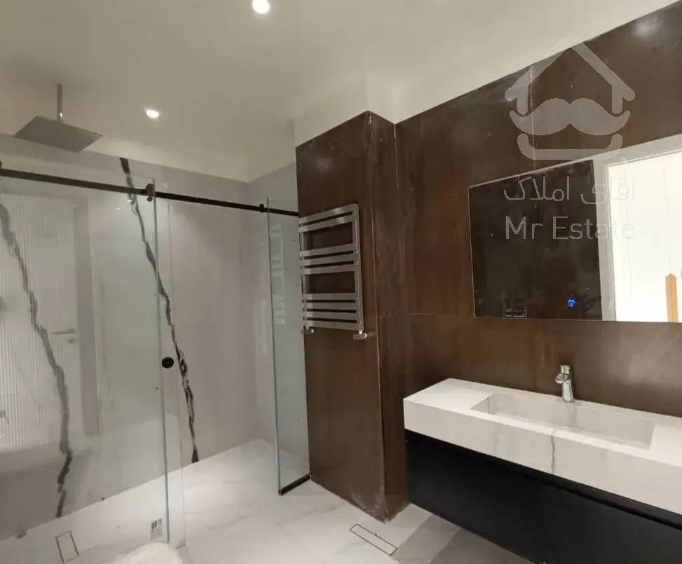 فروش اپارتمان 200 متری زعفرانیه