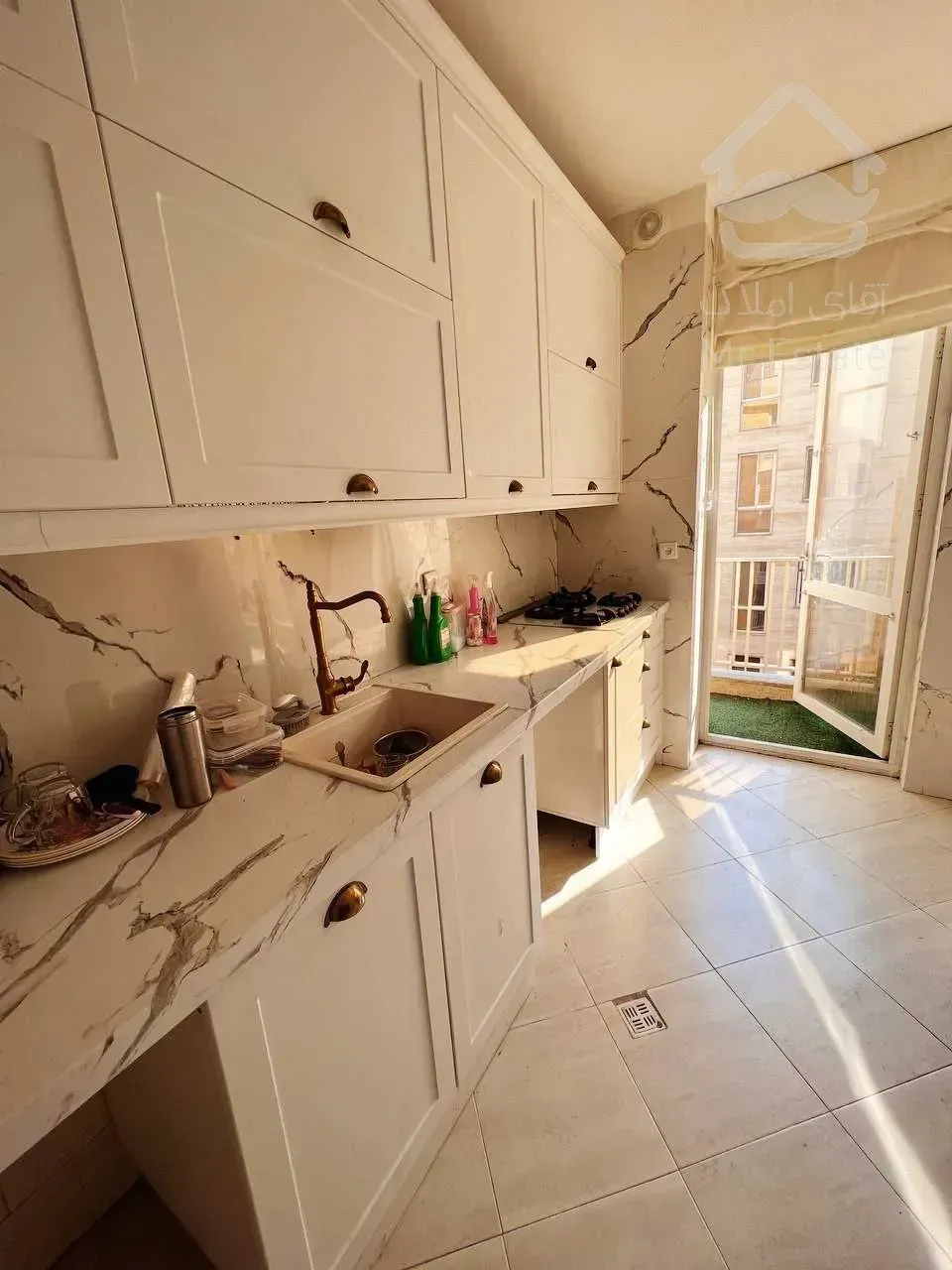 فروش آپارتمان ۵۸ متری یک خوابه سالن پرده خور در کوی ارم