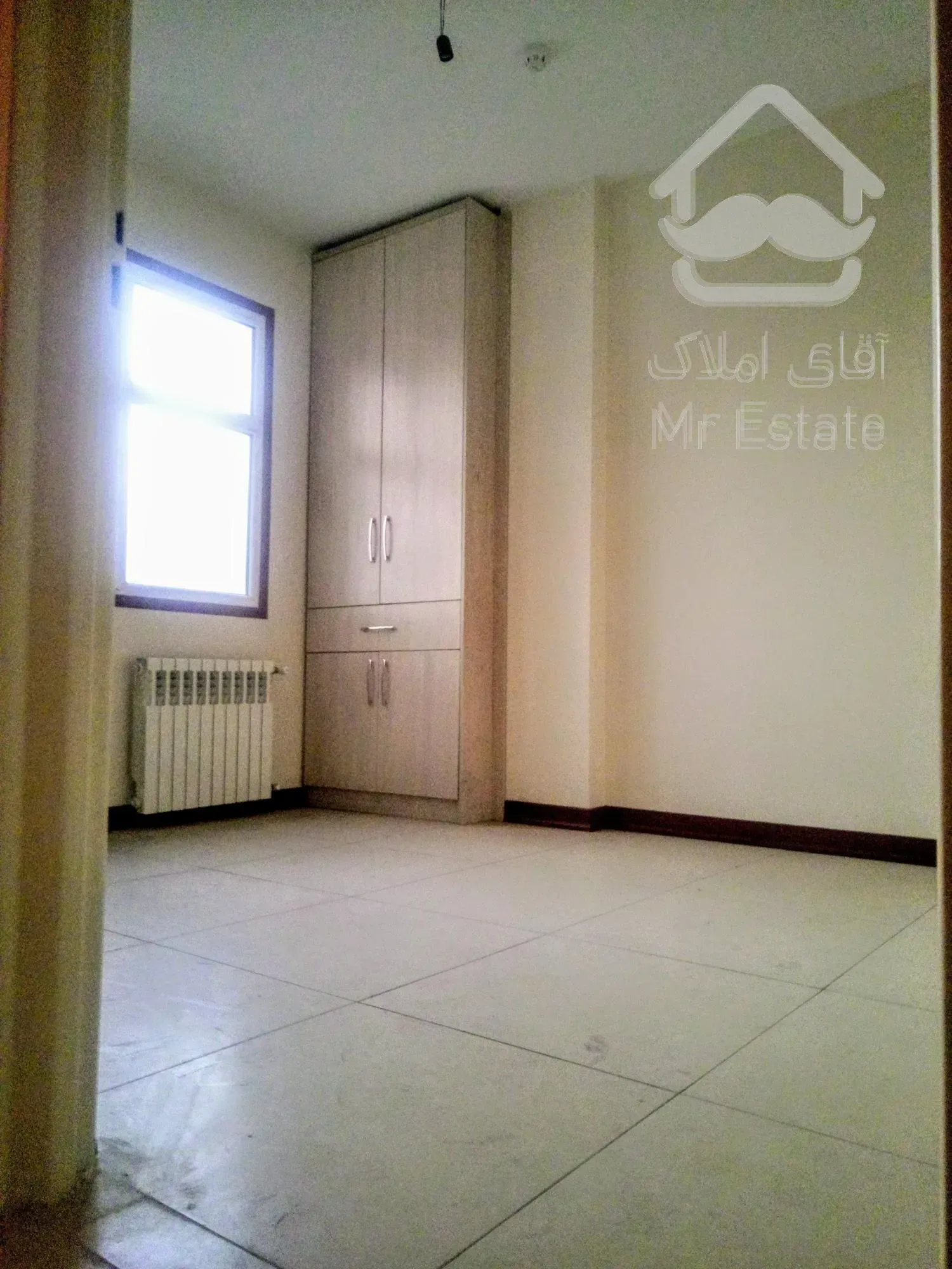 فروش واحد ۱۲۵ متری سه خواب در صادقیه