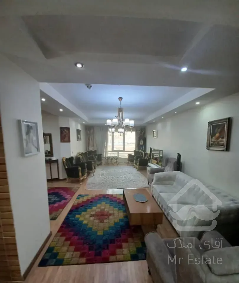 آپارتمان ۱۱۰ متری سه خوابه