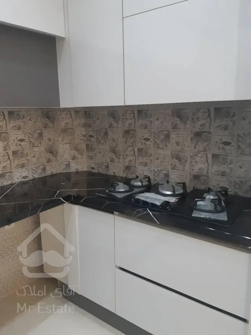 فروش فوری آپارتمان ۱۰۰متری کلید نخورده