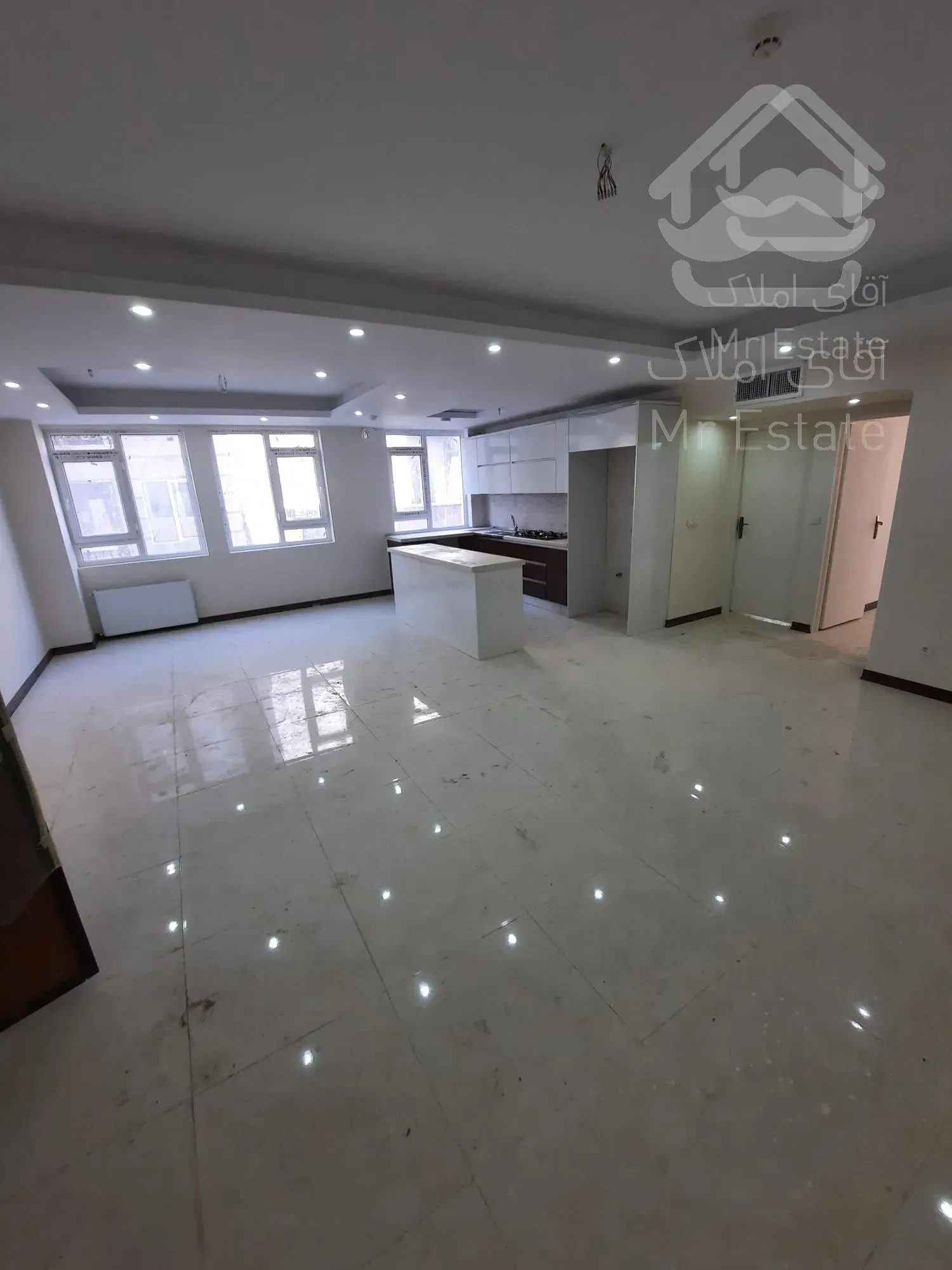 ۹۶ متر ،۲خواب/ فول امکانات