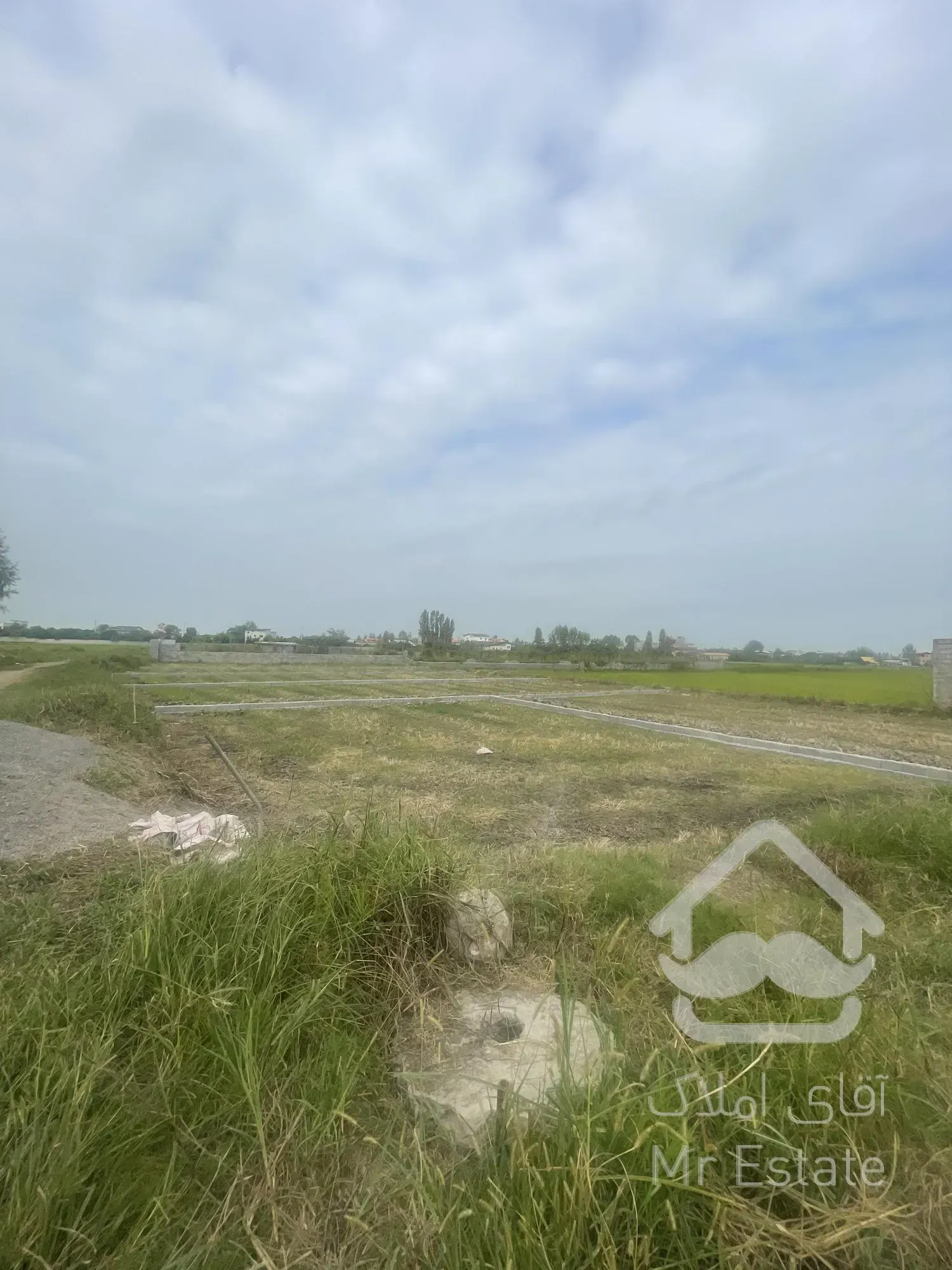 زمین ۲۰۰ متری ۲۸۰ میلیون