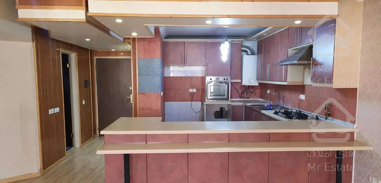 آپارتمان ۲خواب ارم