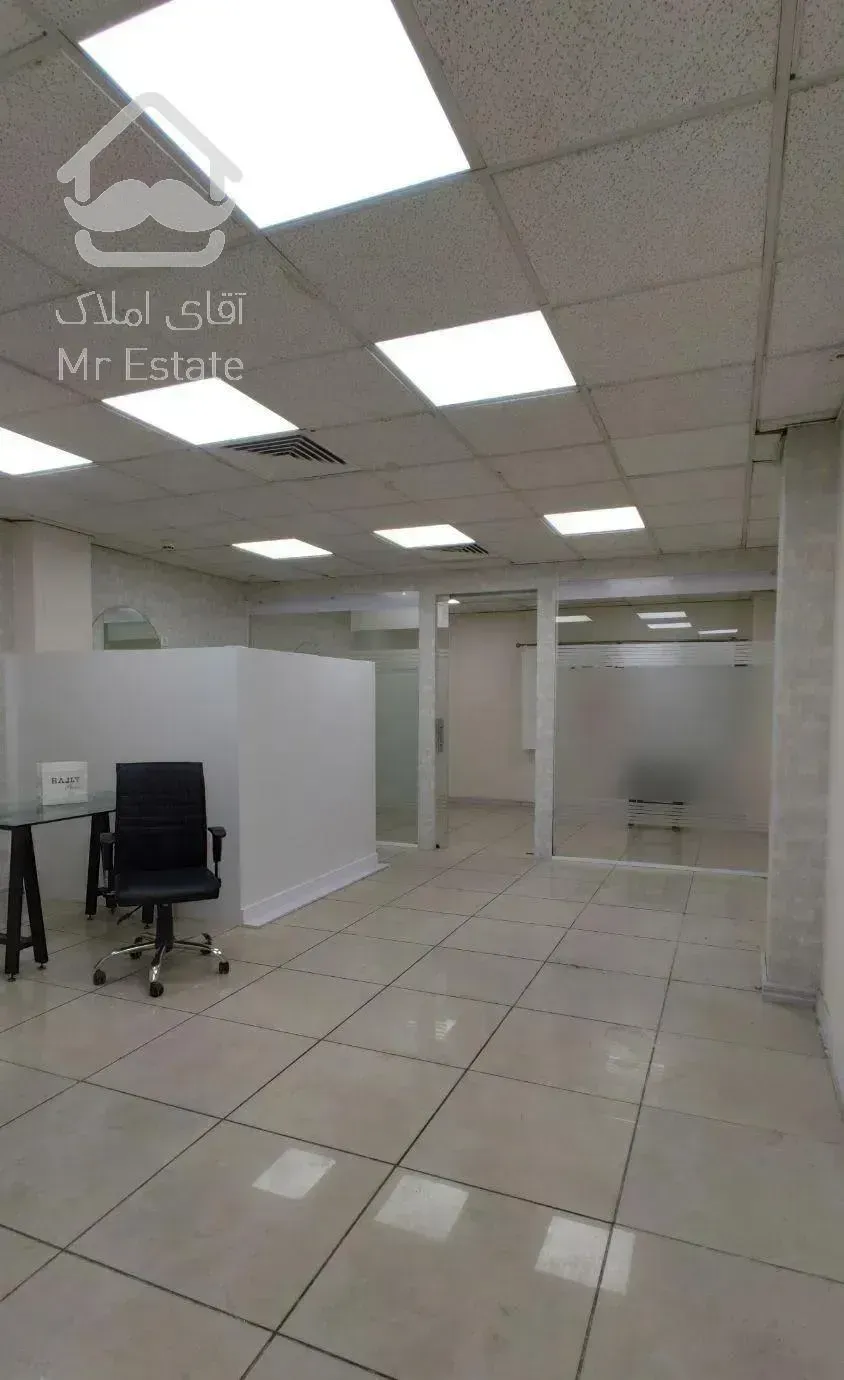 تجریش ۶٠ متر اداری (پارکینگ نامحدود)