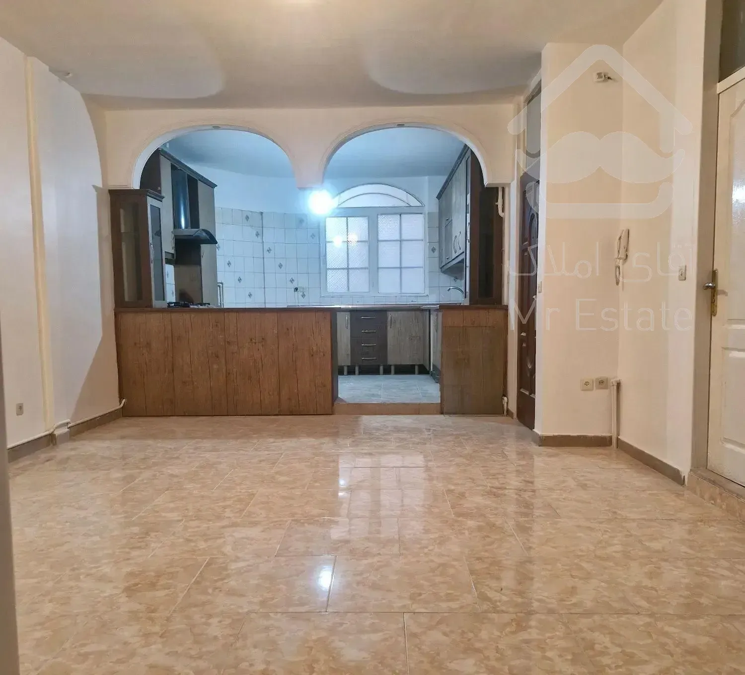 رهن و اجاره آپارتمان 70 متری دو خواب بازسازی شده