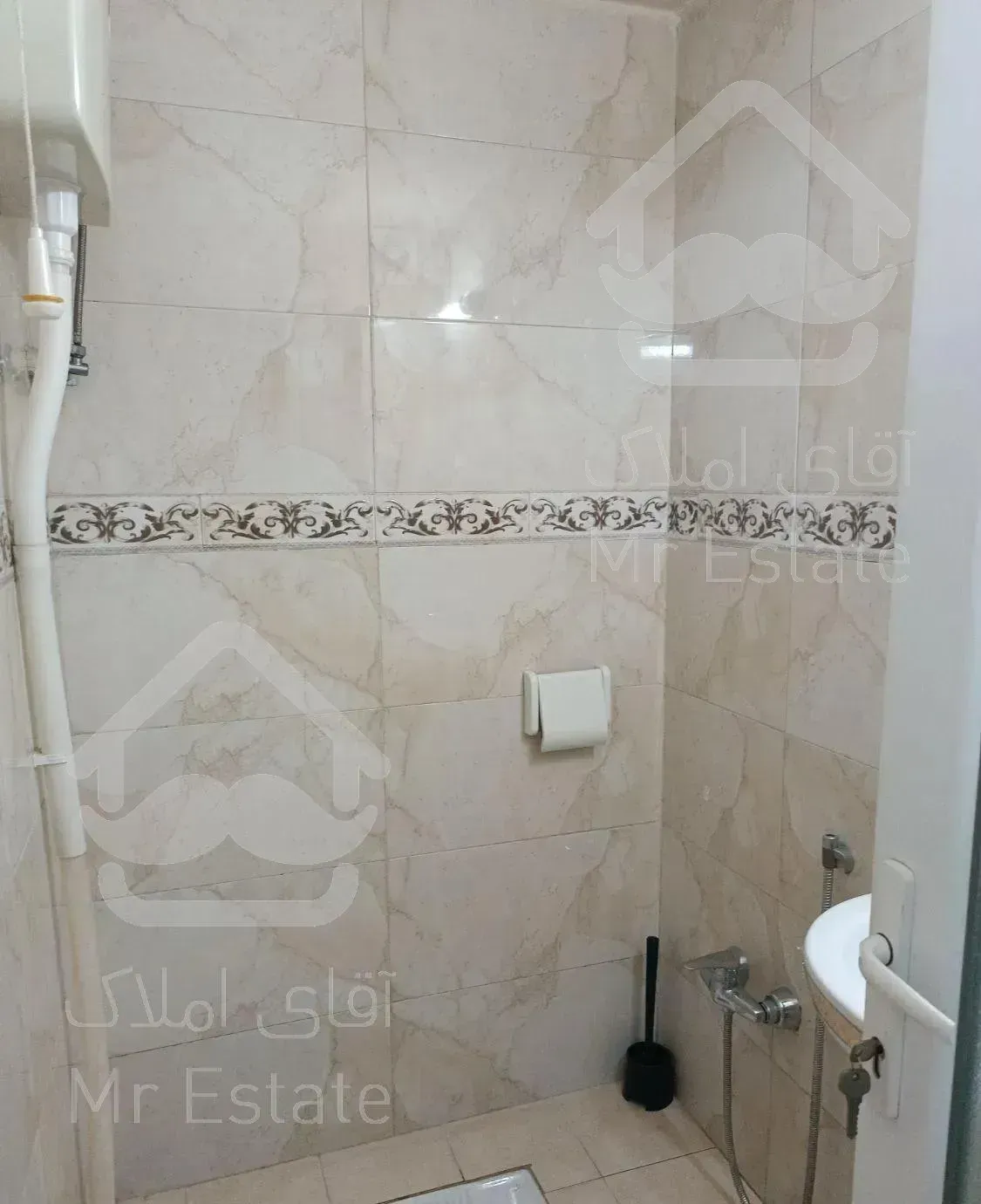 مشاهیر فجر ۱۰۶متر ۲خواب  تکواحدی  حیاط دراختیار