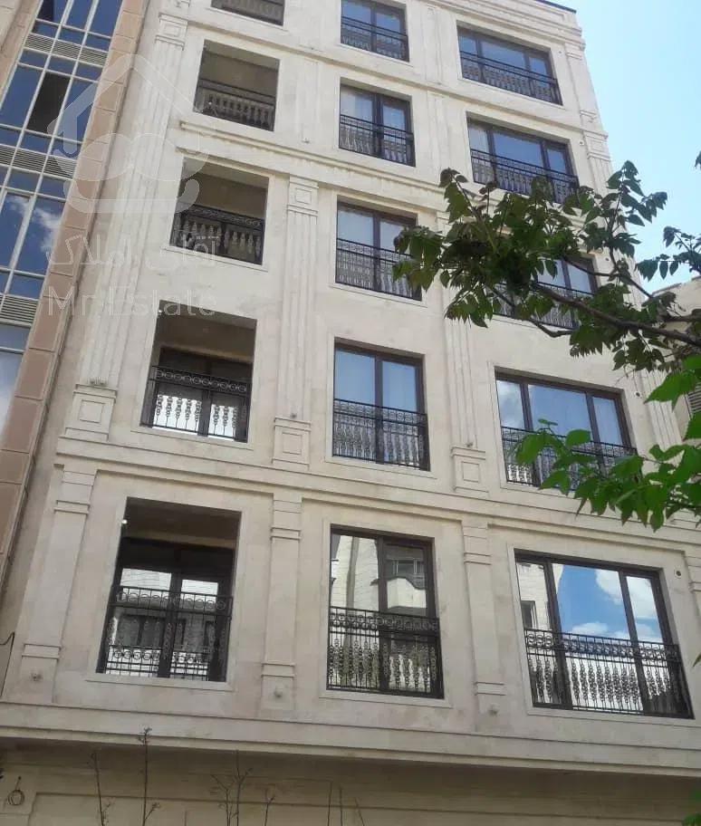 ۱۸۸ متر /کلید نخورده /دو پارکینگ/ شهرآرا