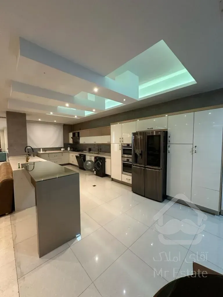 فروش اپارتمان 380 متری در محمودیه