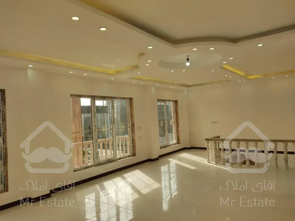 فروش ویلا نوساز نما رومی ۲۰۰ متری