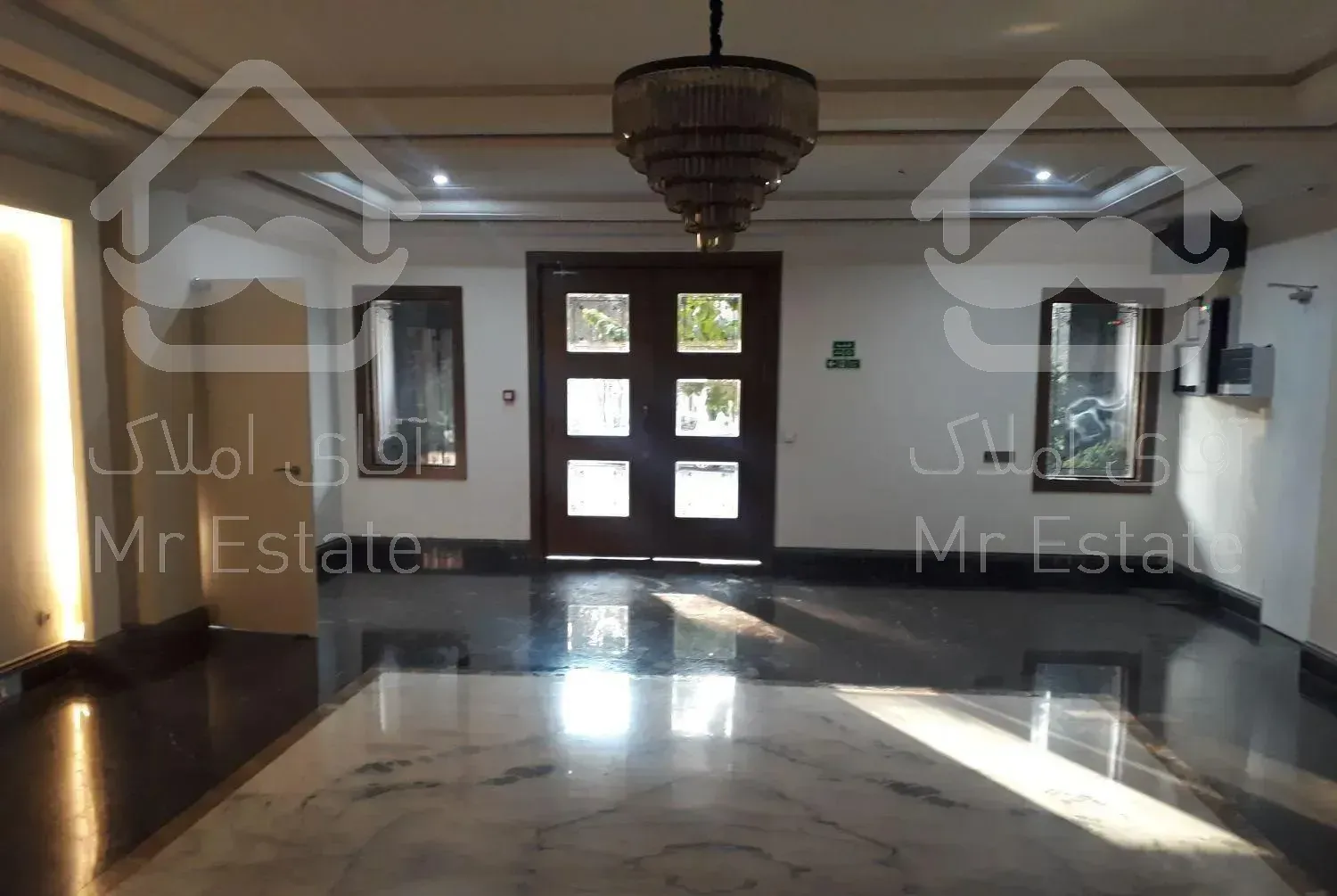 آپارتمان کلید نخورده ۱۵۰ م ۳ خ ۲p شیخ بهایی شمالی