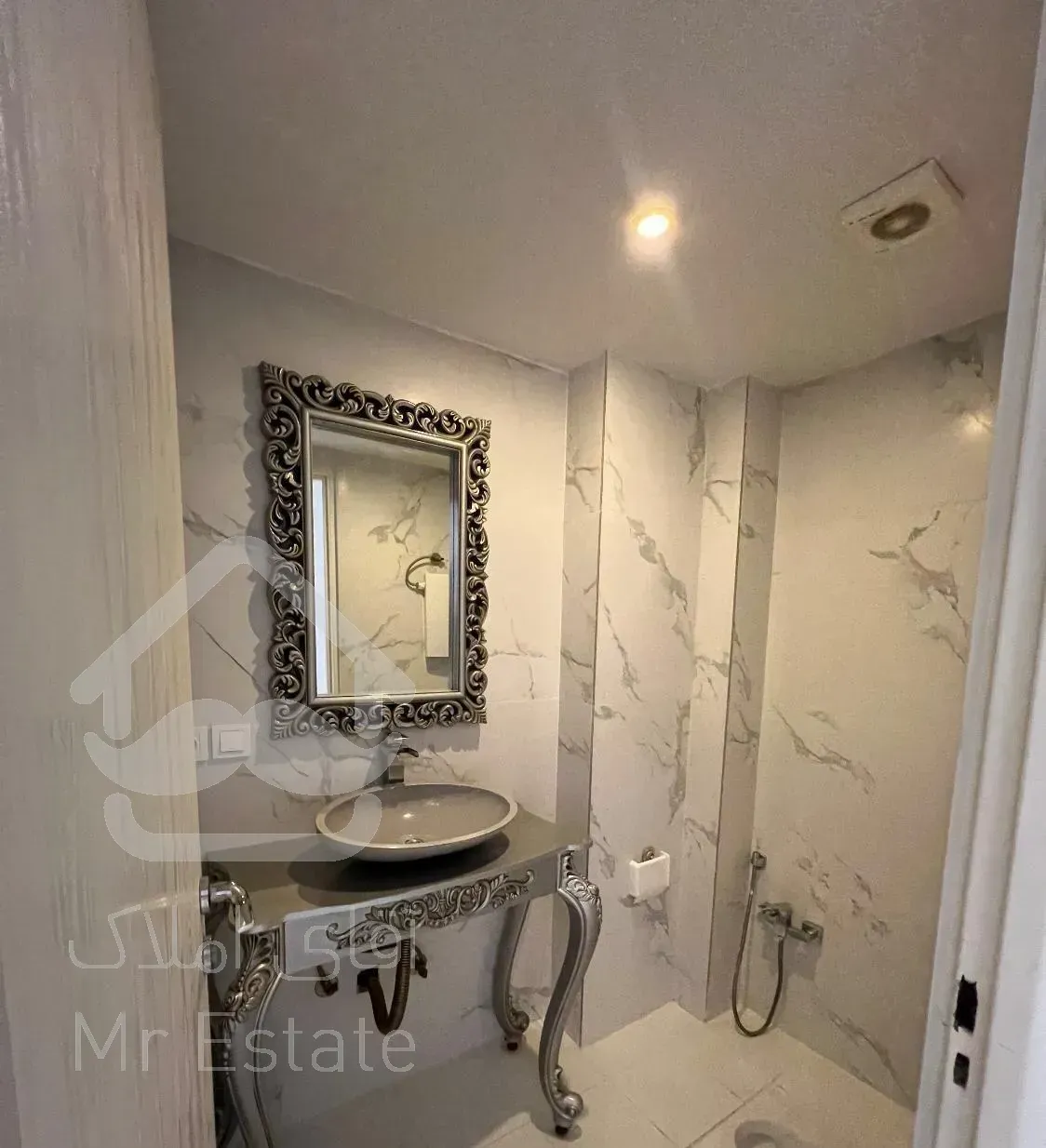 آجودانیه  ۱۵۰ متری ۳ خوابه فول بازسازی