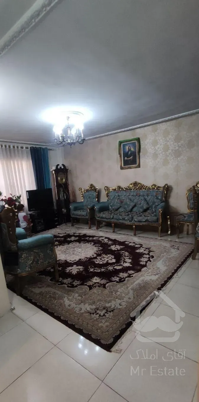 واحد76 متری داخل سند دار