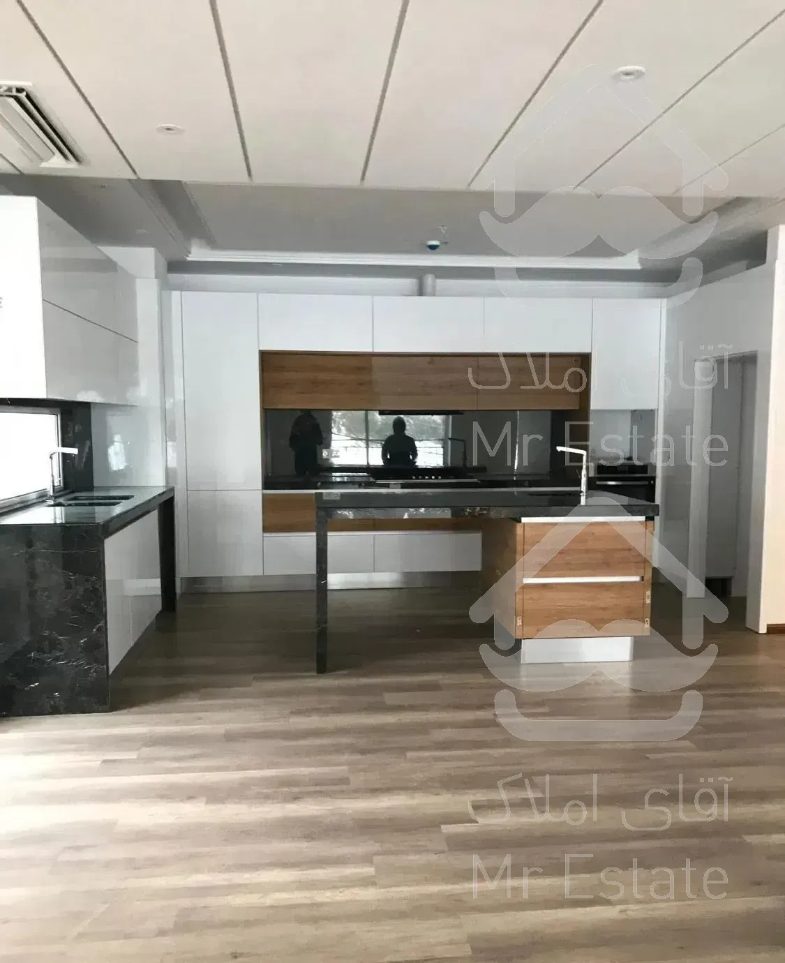 سوهانک ٢٣٠ متر ویو ابدى