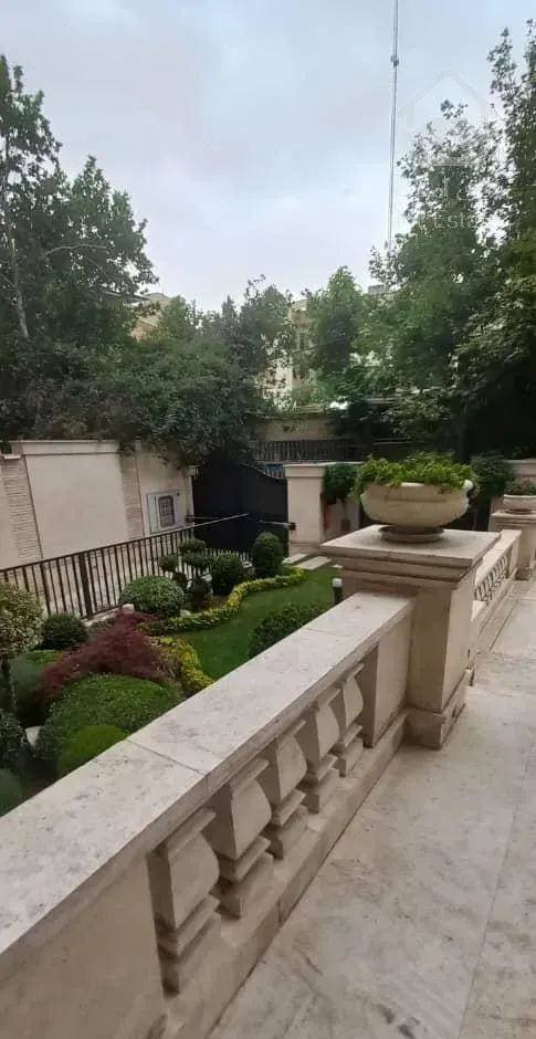 260متری پدیده‌ای در بهشت سرسبز نیاوران