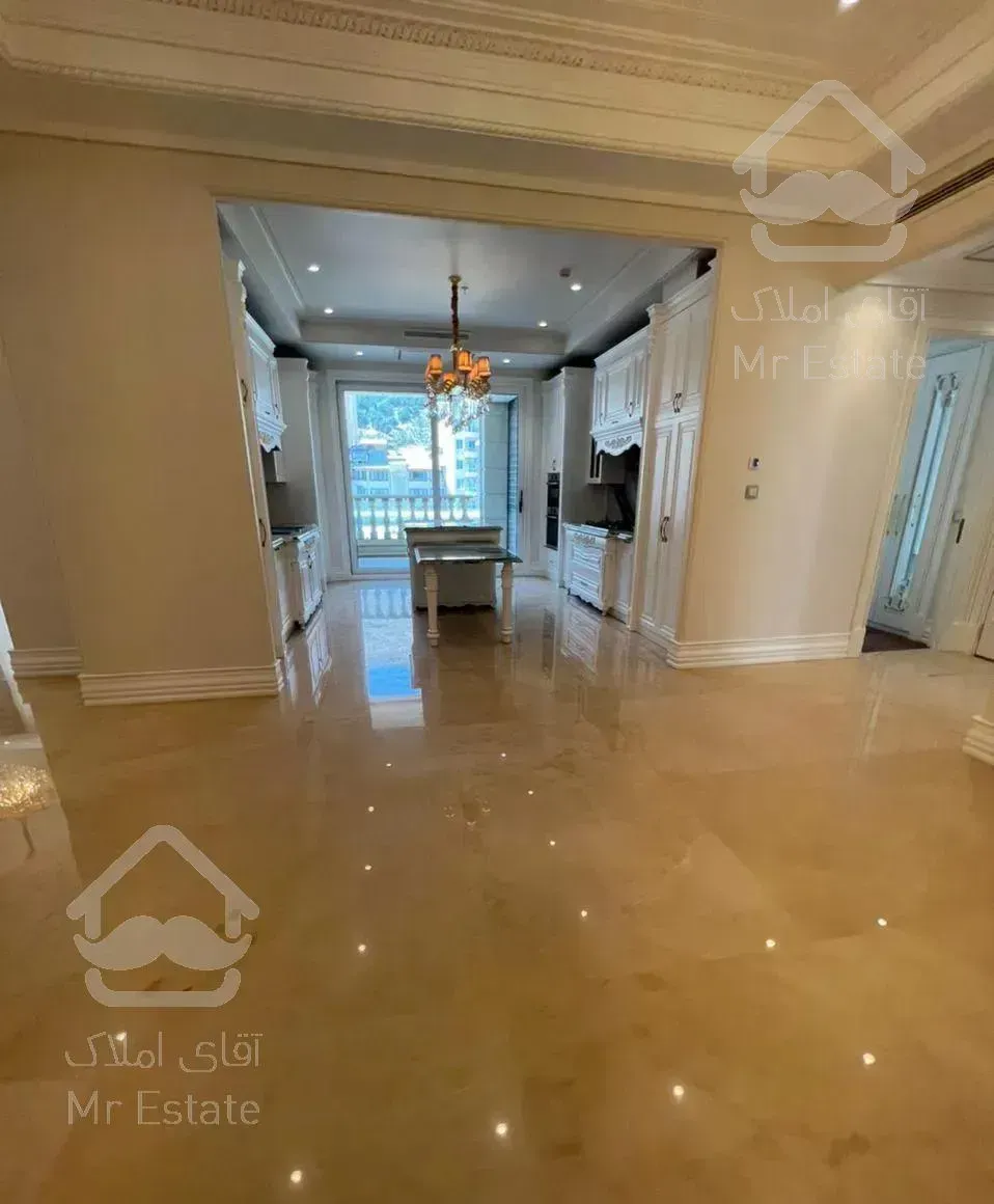 ولنجک پاگرد اختصاصی ۲۶۵متر ۴ خواب مستر، ۲۰متر تراس