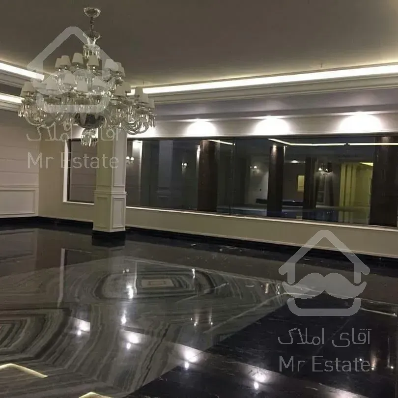 طبقه هفتم تراس بزرگ قابل چیدمان