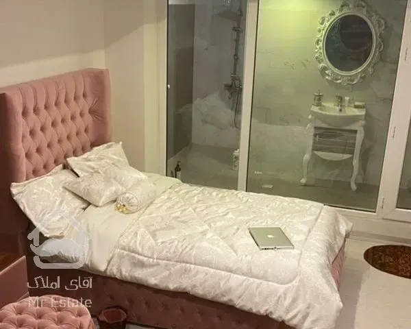 اپارتمان   /  ۲۷۰ متری  /  ۳ خواب /