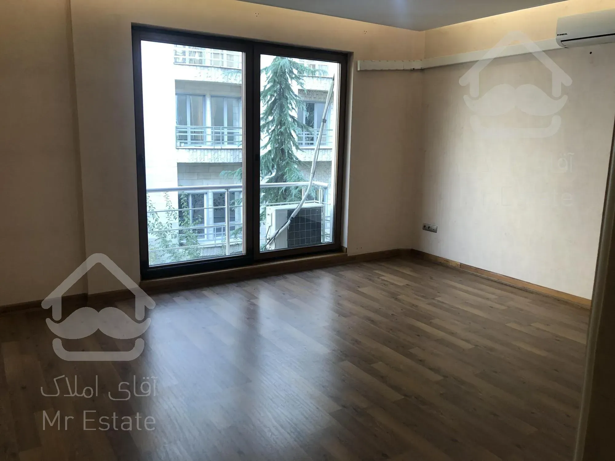 رهن و اجاره آپارتمان ۴۰۰ متری ۴ خواب فرمانیه فول تک واحدی