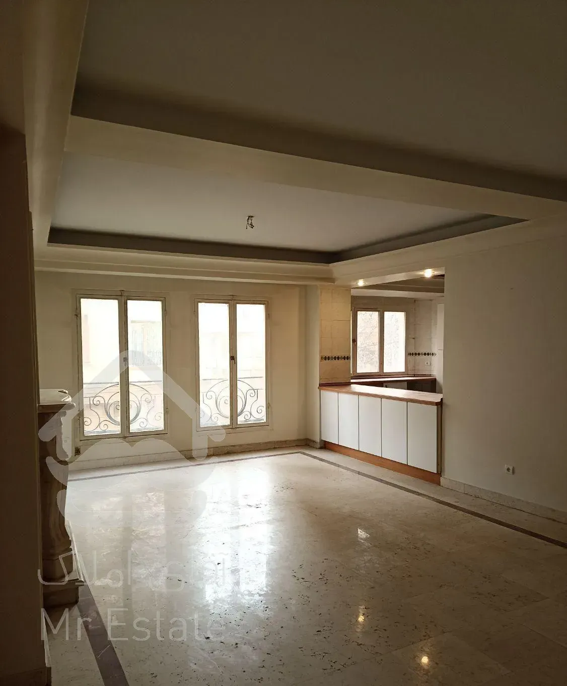 131متر 2خواب بهترین لوکیشن نیاوران یاسر