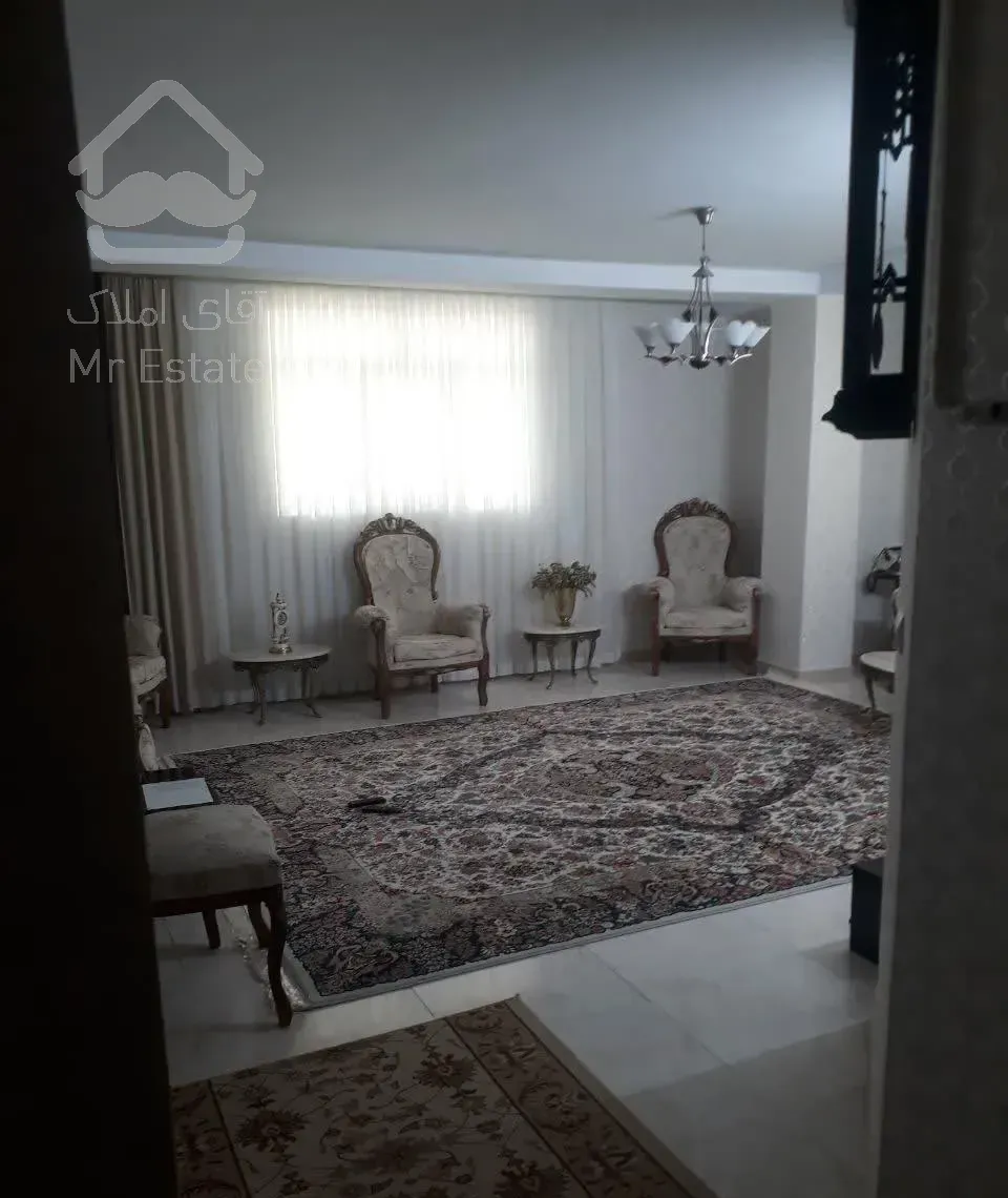 آپارتمان دو خوابه با پارکینگ