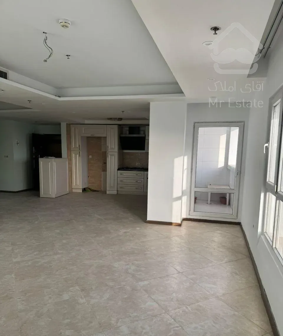 اجاره آپارتمان ۱۳۵م دربرجهای همراه شهردریاچه چیتگر