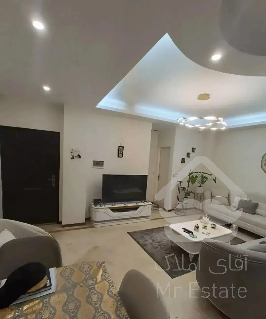 ۶۵ متر آپارتمان/تکخواب/فول امکانات
