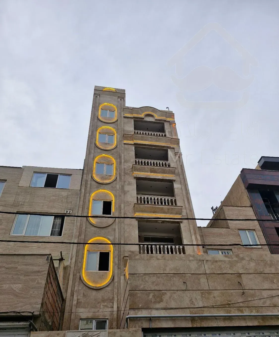 آپارتمان تک واحدی ۹۳ متری