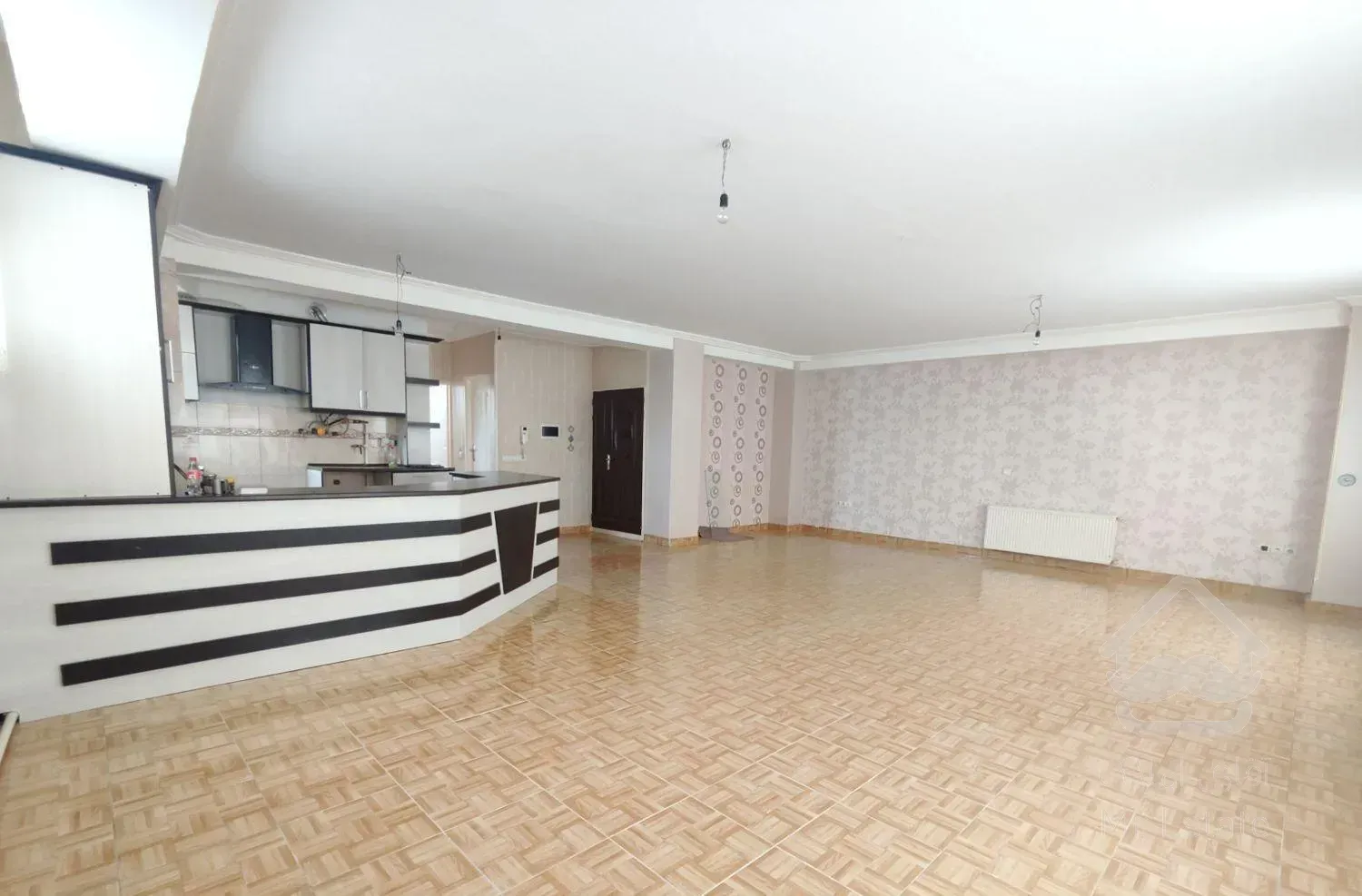 اجاره آپارتمان ۱۲۰ متری ۲ خوابه لوکس در سعدی بهار