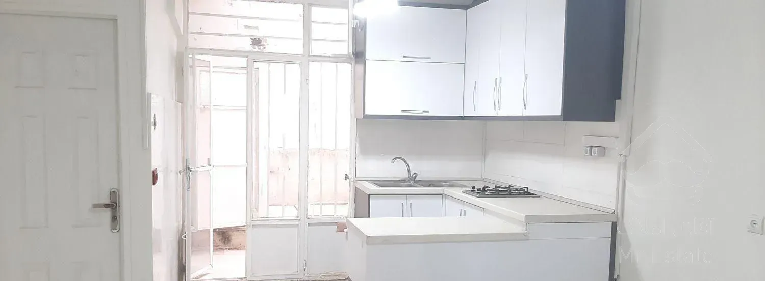 فروش آپارتمان ۵۰ متری ۱ خوابه طبقه ۲ در فرحزاد