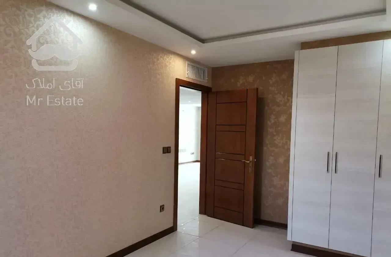 آپارتمان ۱۵۲ متری هشت بهشت