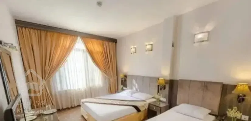 ۷۰ متری/تک خواب/پارکینگ اختصاصی/عماد خراسانی