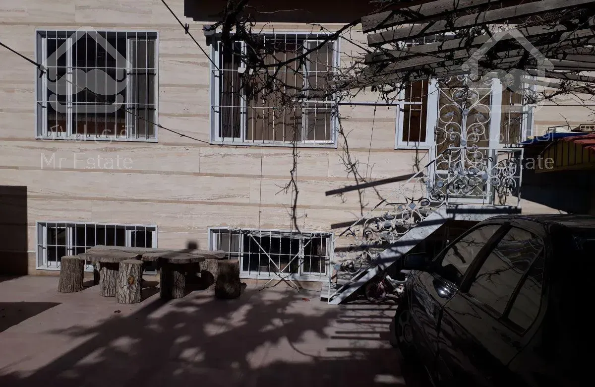 ویلایی فاز۴اندیشه۲۳۰متری شمالی۲بر۲طبقه