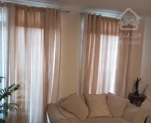 ۱۳۵متری تک واحدی کم سن صادقیه