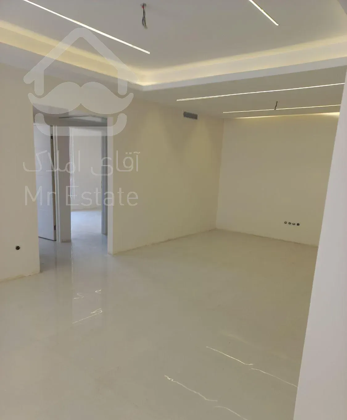 آپارتمان ۲خوابه غرق نور