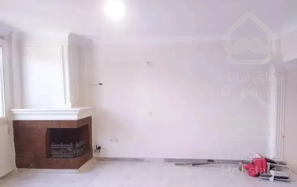 127متر/دسترسی/بدون آسانسور/نور