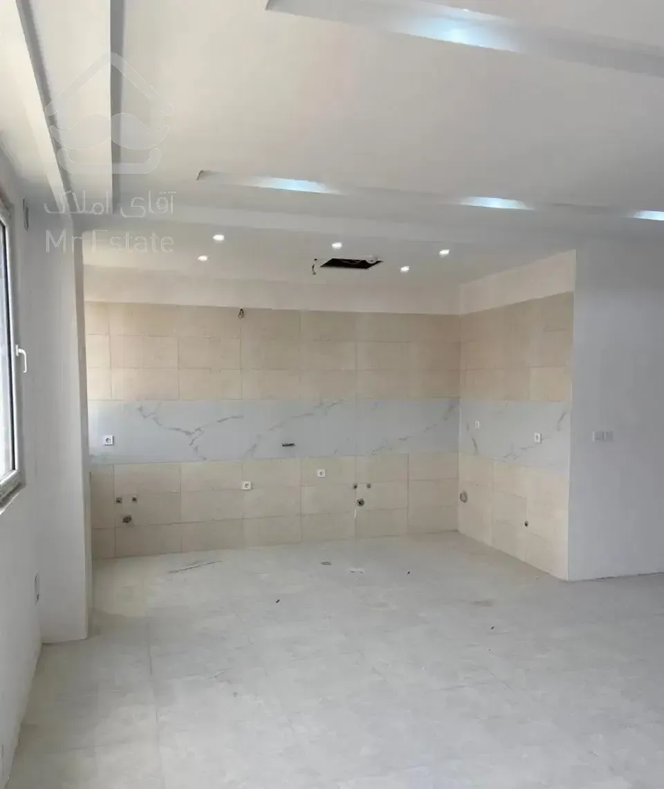 ۱۱۲متر۲خواب فول امکانات تک واحدی نوساز کلید نخورده