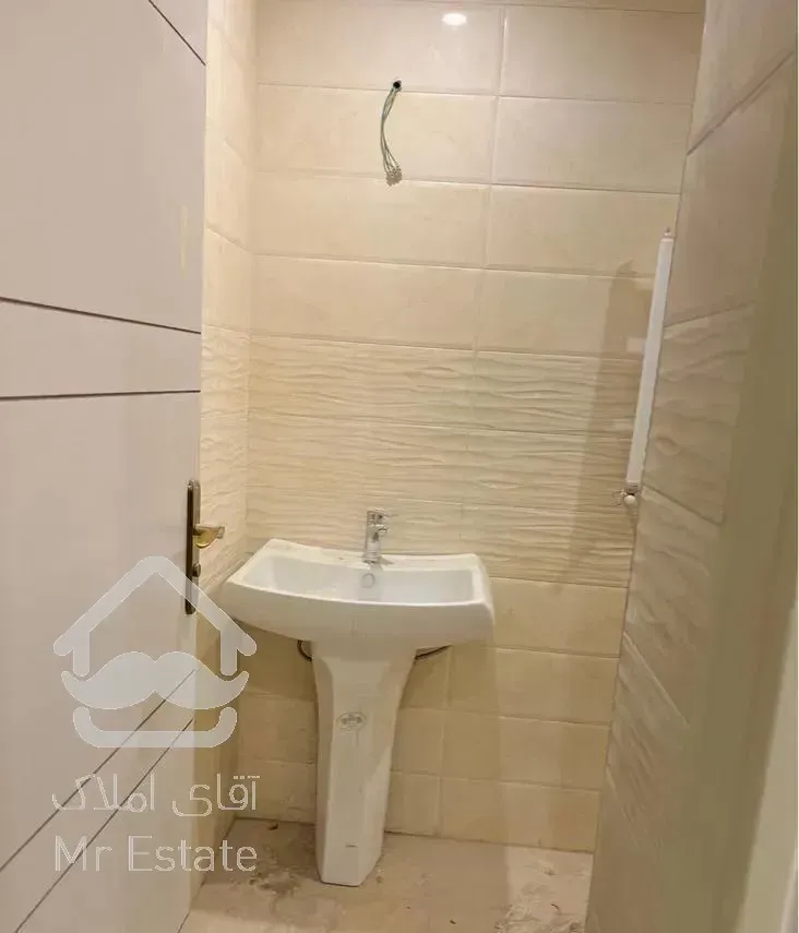 فروش واحد موقعیت شمالی در شهرک شهید خرازی (c)