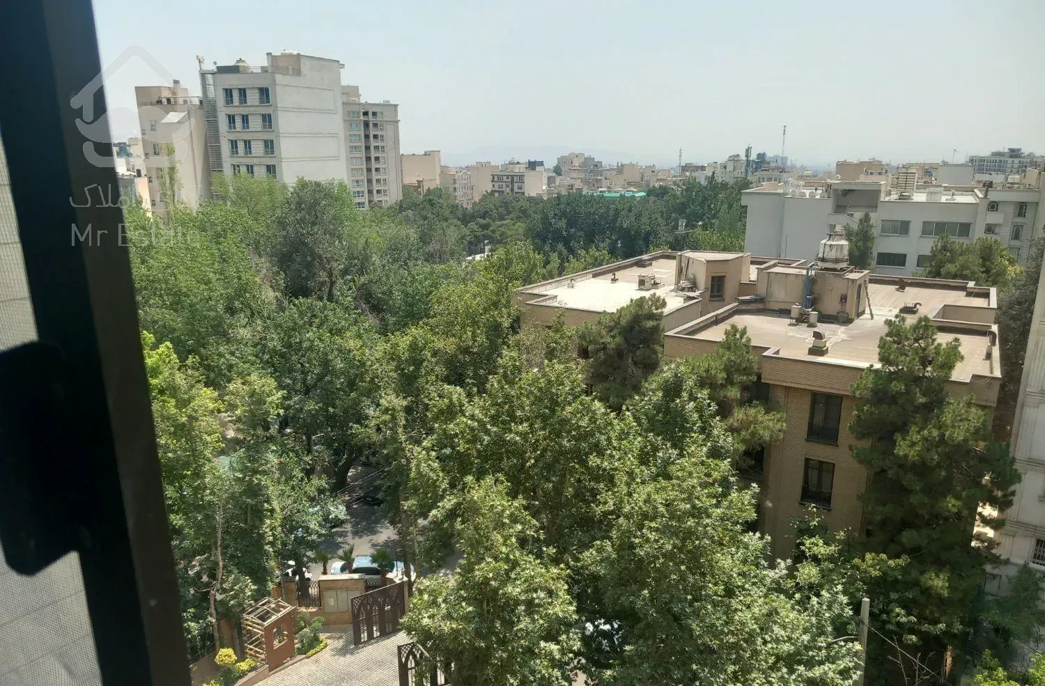 ۱۳۰متری نوسازی شده اندرزگو/ویو باغ /آفتابگیر