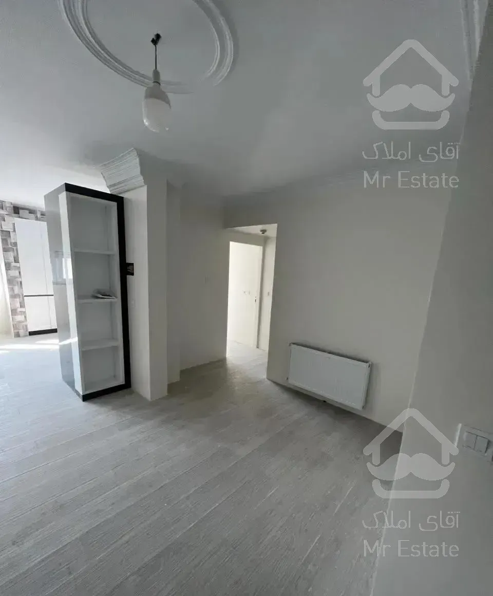 آپارتمان ٨٥ متری طبقه ٥ غربی