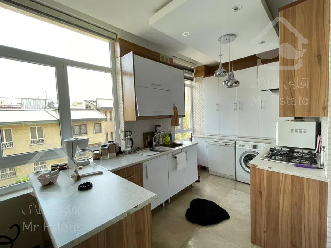 آپارتمان ۱۲۵ متری فوق العاده عالی با قیمت مناسب