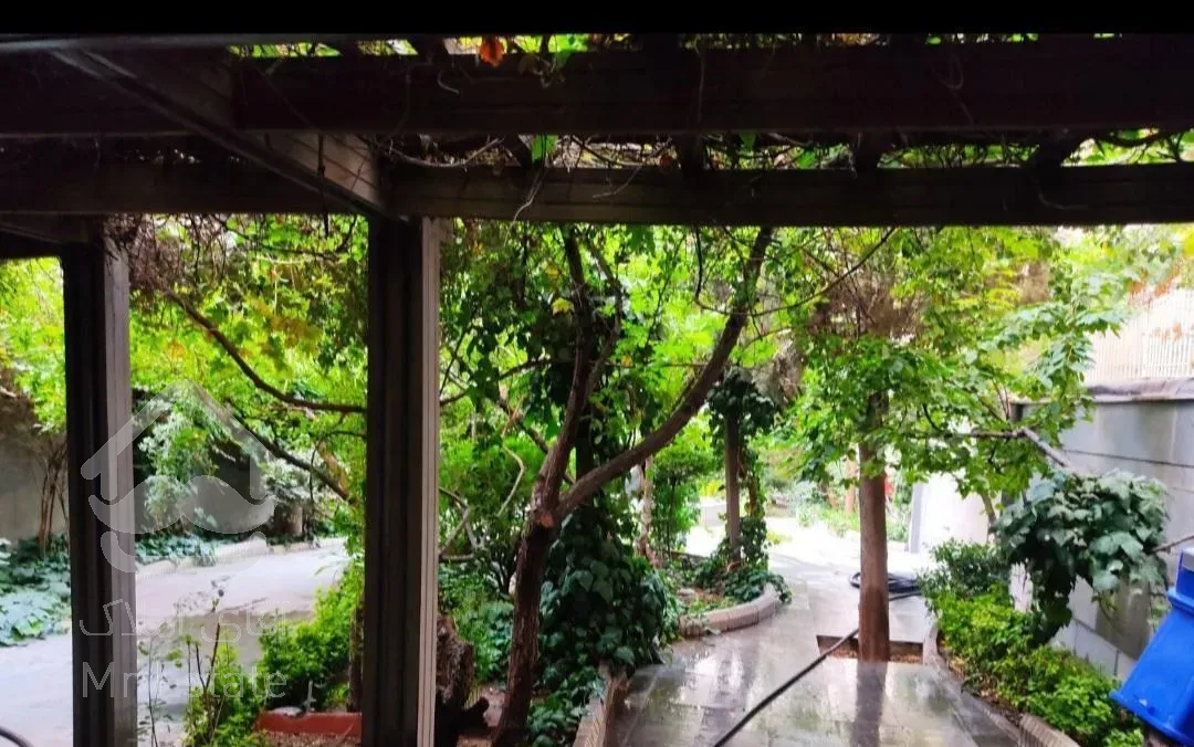 آپارتمان۱۶۰ متری لویزان