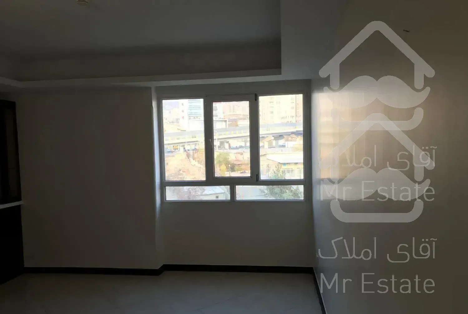 آپارتمان ٩٠ متری ویو ابدی در ازگل