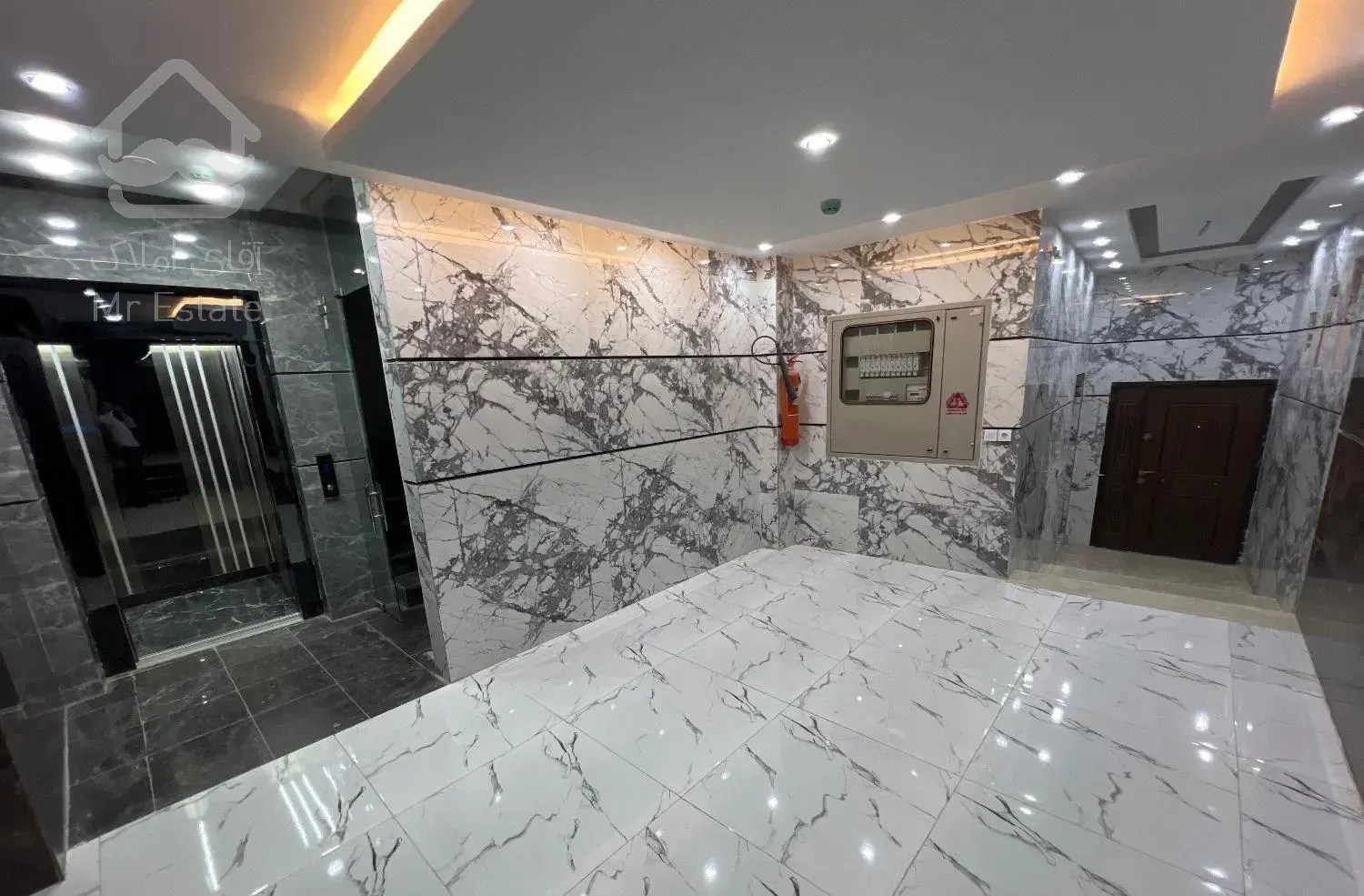 اپارتمان ۱۲۸ متری ۳ خواب ۲ تراس